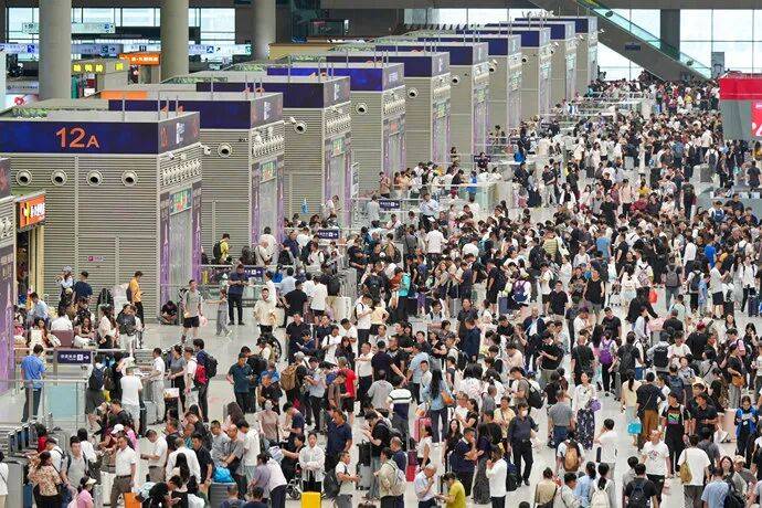 104.8万!郑州铁路单日客发量创历史新高