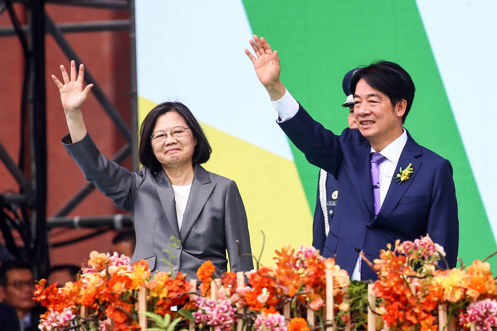 大陆军事实力全面碾压,蔡正元:“台独”坐标锁定,3天足够统一