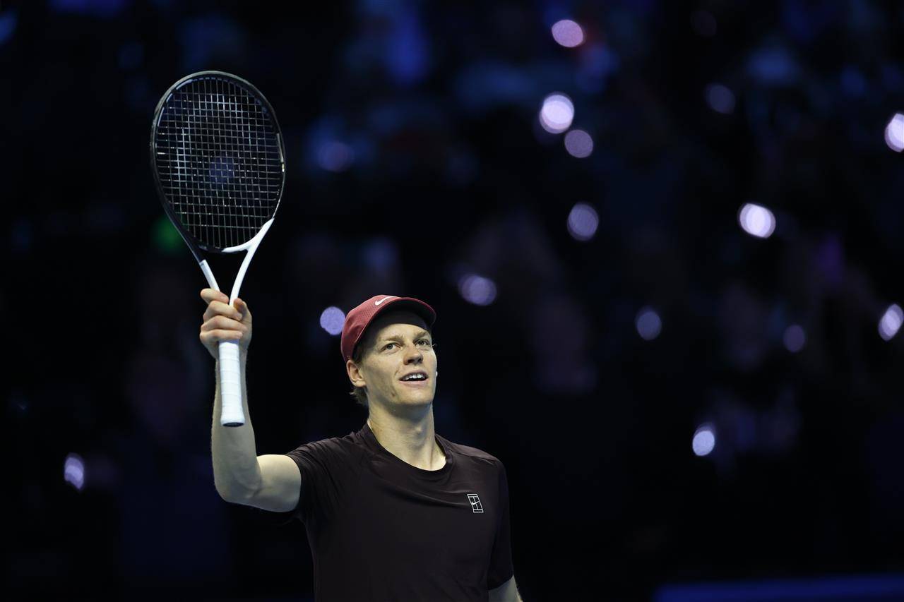 00后巅峰对决,ATP年终总决赛“辛卡决”,辛纳卫冕